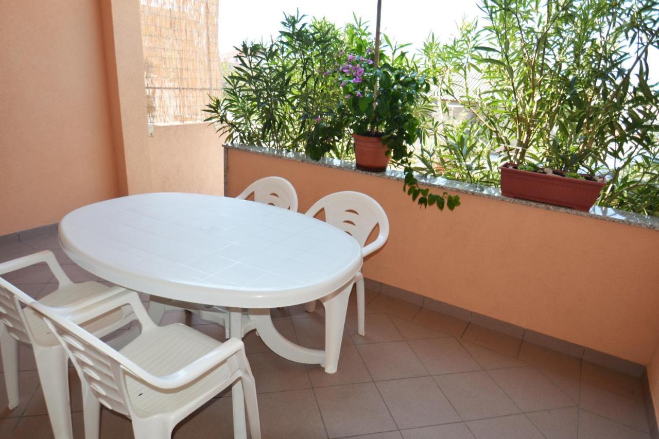 Apartments Barbati Kustići Dış mekan fotoğraf