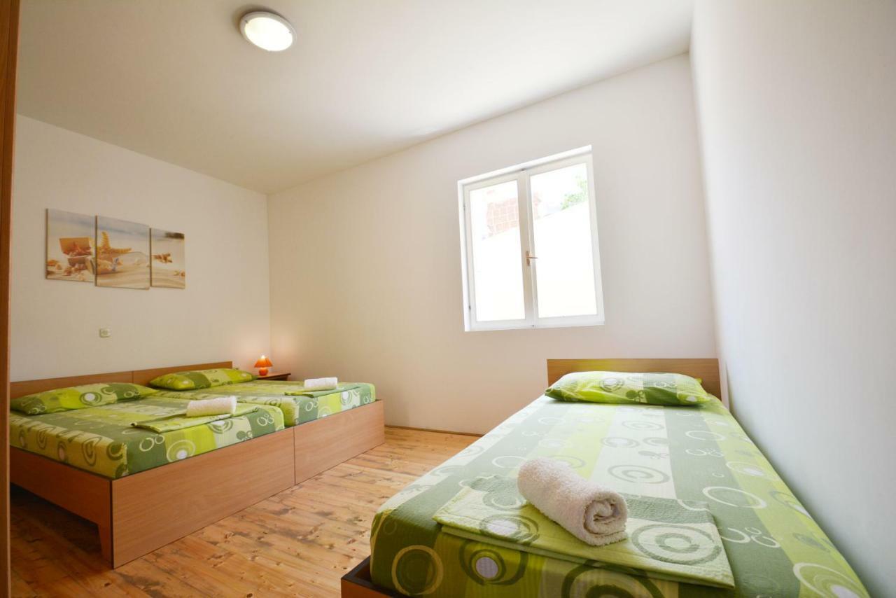 Apartments Barbati Kustići Dış mekan fotoğraf